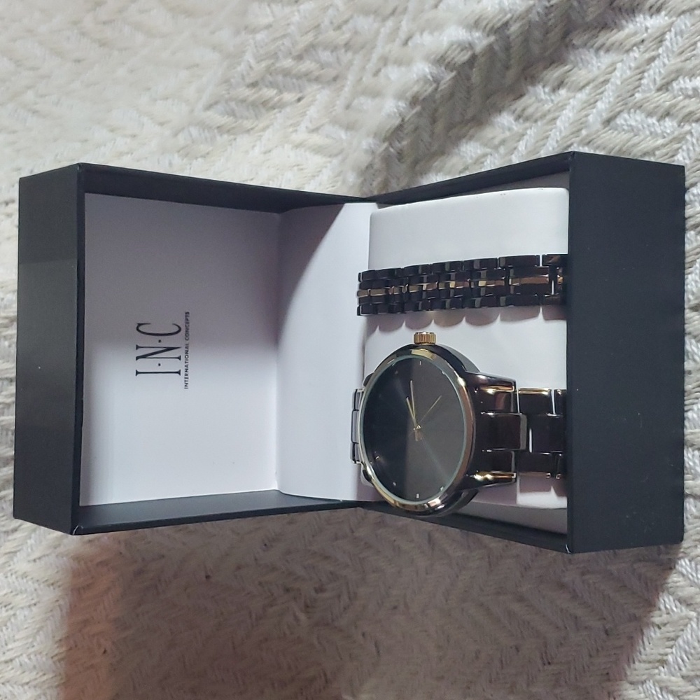 INC International Concepts Men's Two-Tone Watch & Bracelet 42mm Gift Set